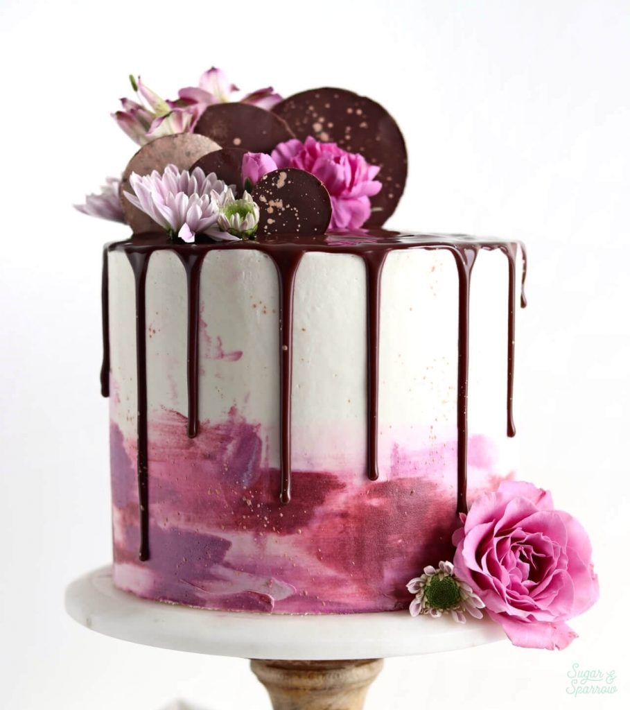 How to Make + Decorate Cakes Ahead of Time